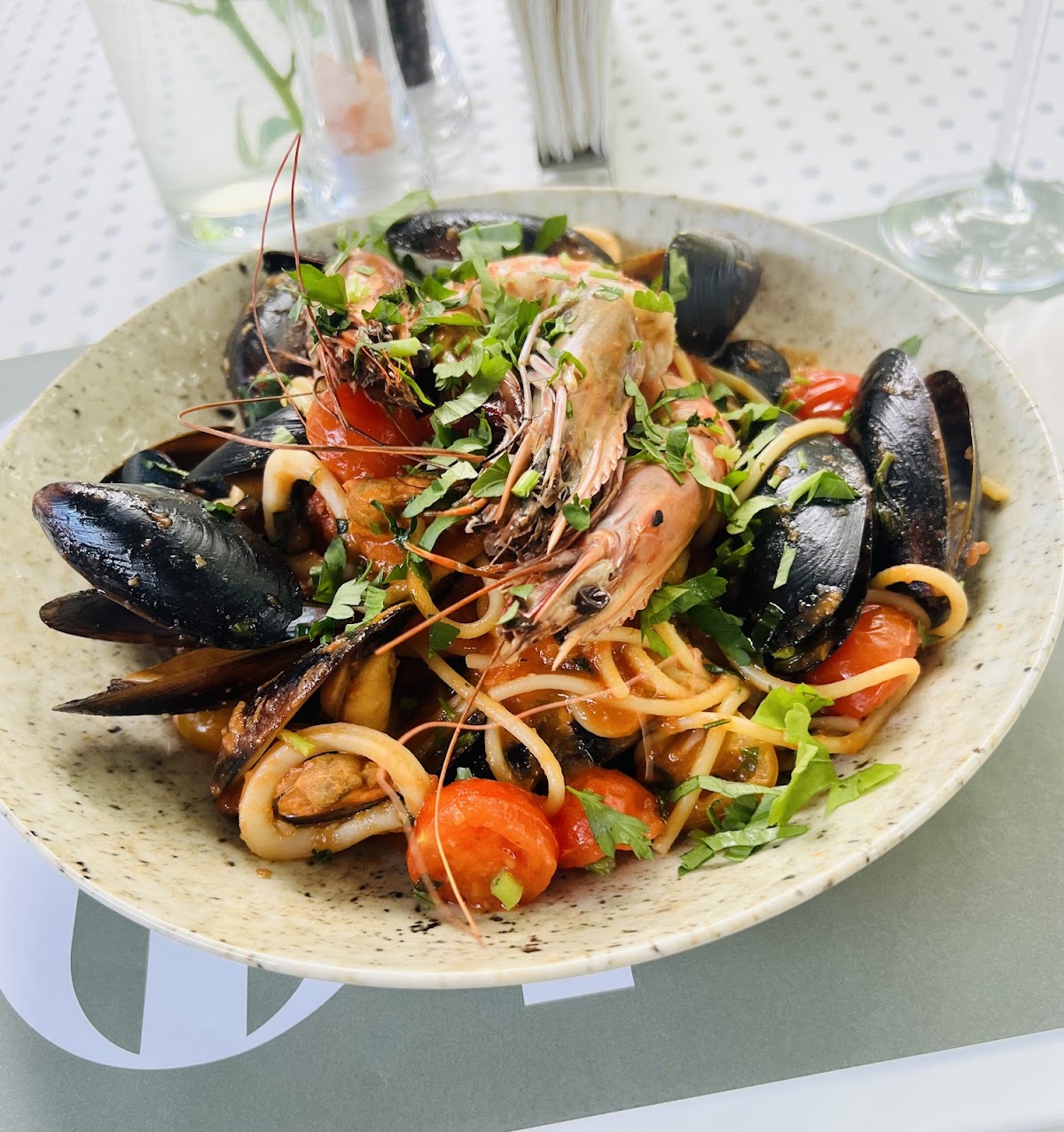 Amo Restaurant Lounge